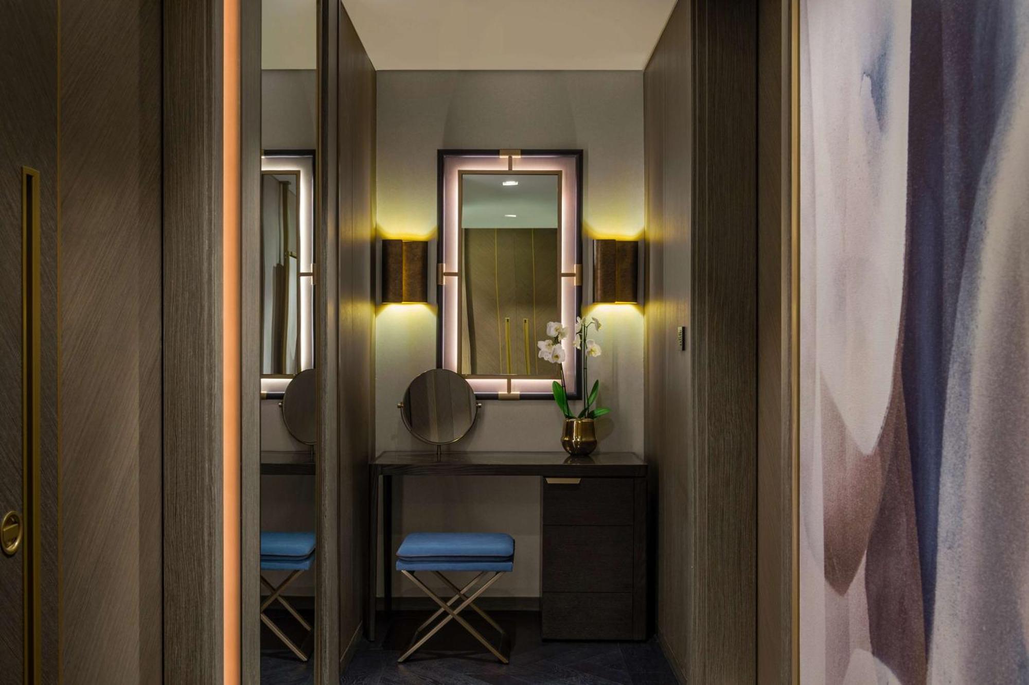 Waldorf Astoria Kuwait Ξενοδοχείο Κουβέιτ Εξωτερικό φωτογραφία The dressing room